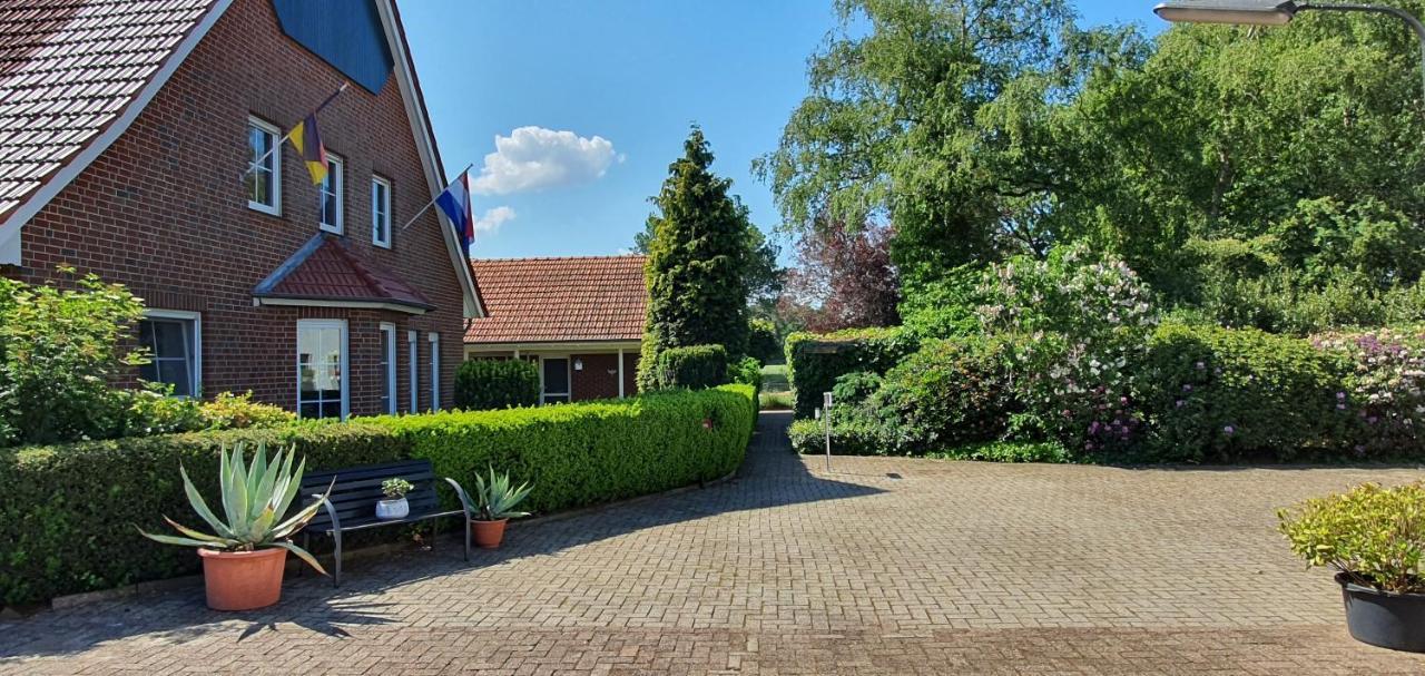 Ferienbauernhof De Slaaphoeve Emlichheim Exterior foto